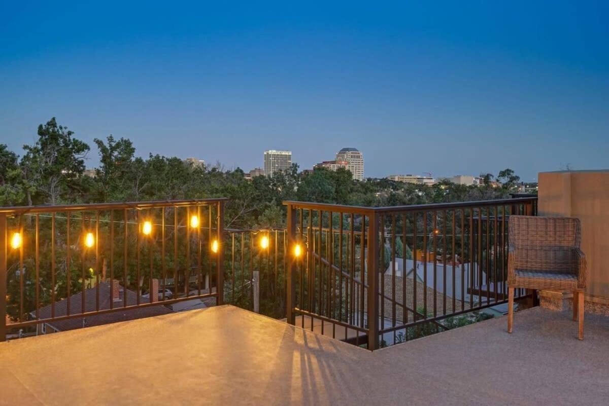 4Bd Home W Rooftop Patio Fire Pit & Mountain Views Colorado Springs Buitenkant foto