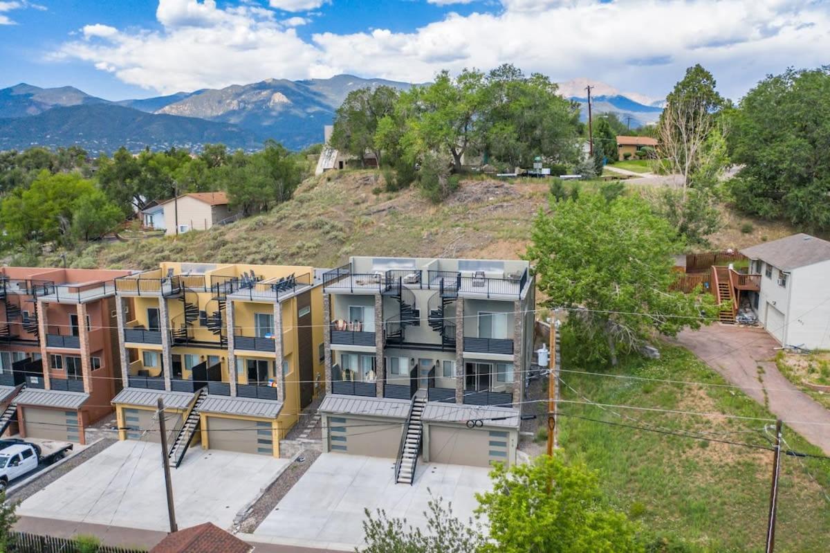 4Bd Home W Rooftop Patio Fire Pit & Mountain Views Colorado Springs Buitenkant foto